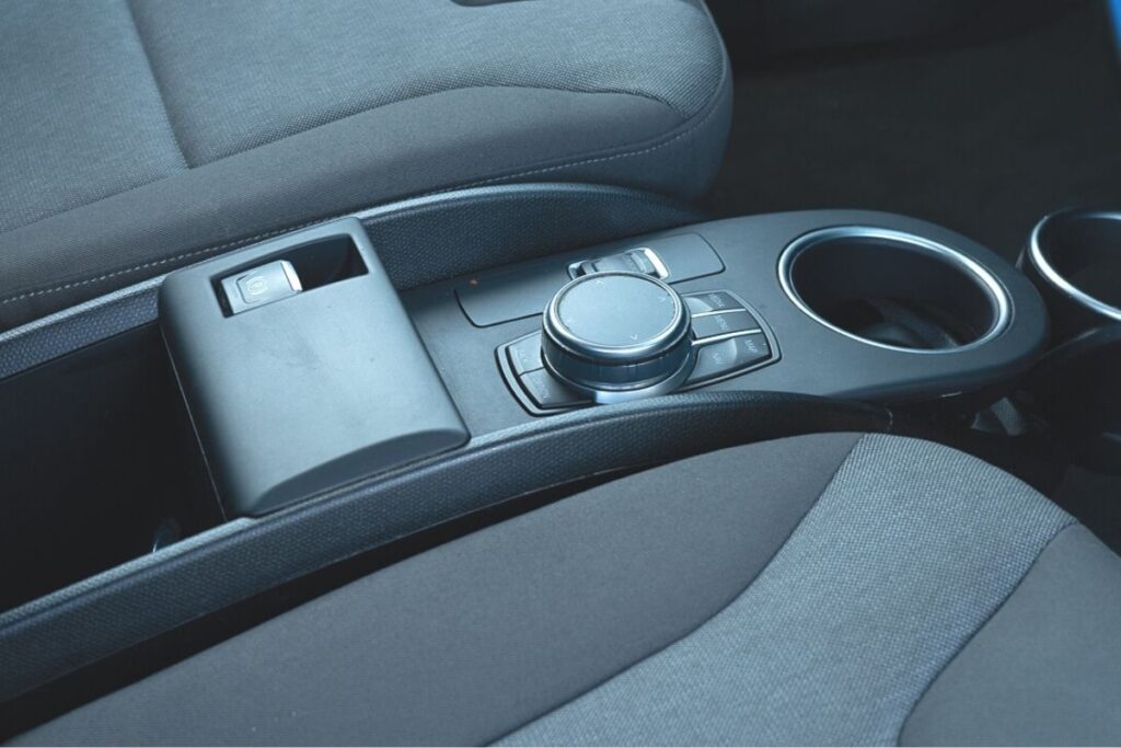 BMW i3 94Ah gear