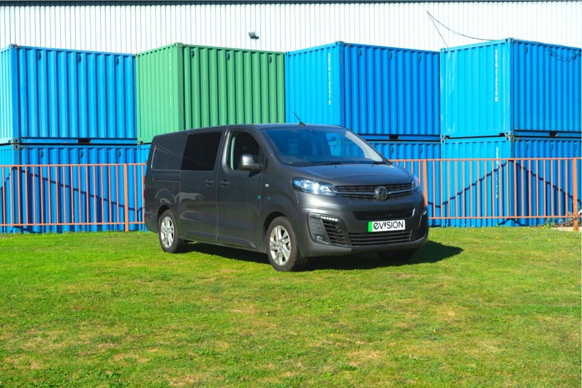 Vauxhall Vivaro-e Double Cab Van