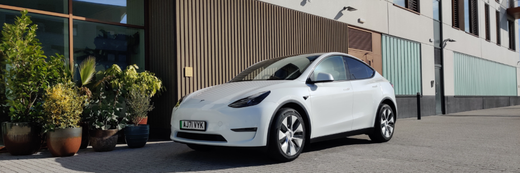 Rent an electric car - Tesla Model Y