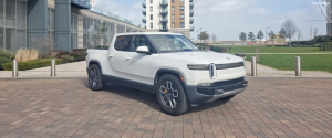 Rivian R1S