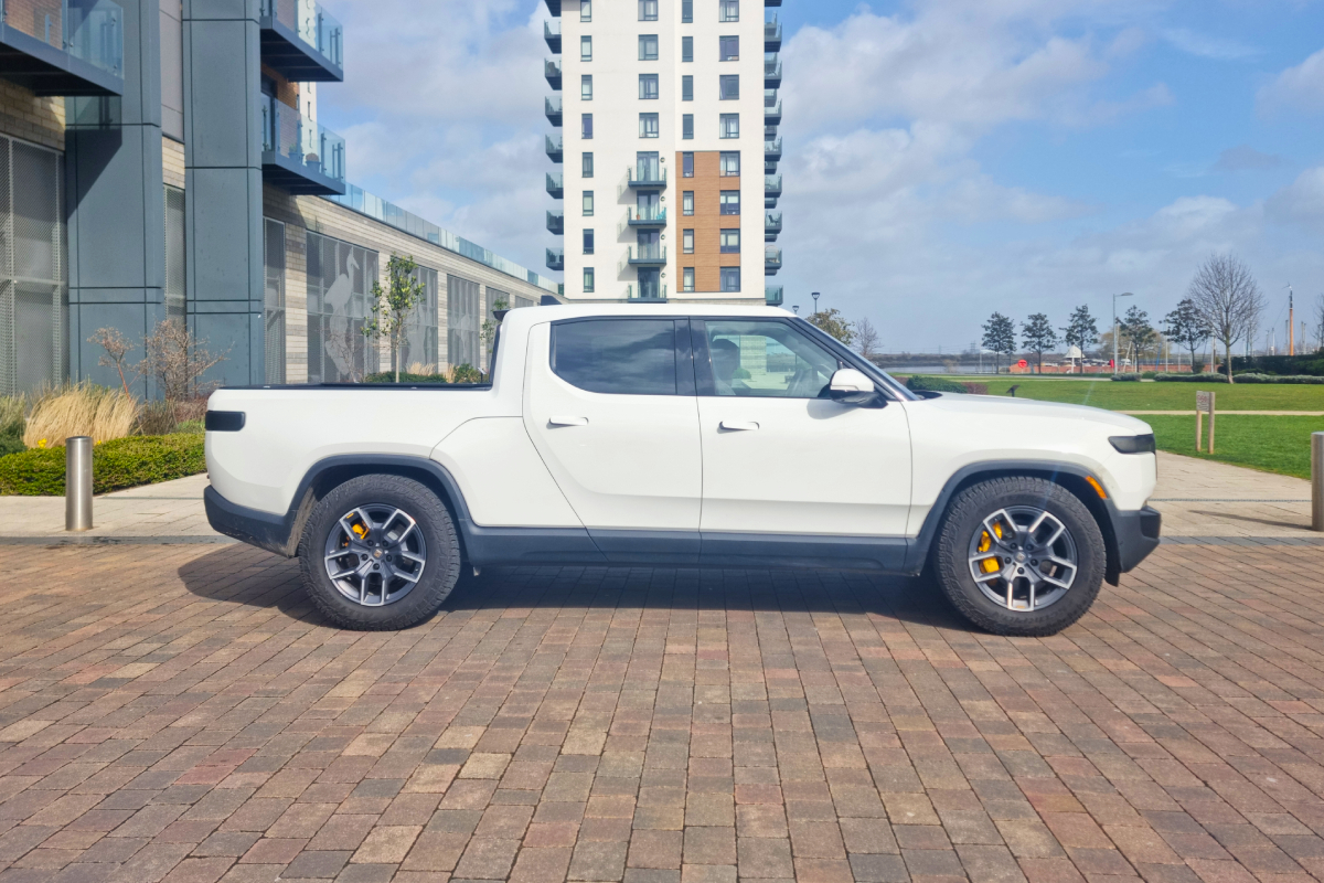 Rivian R1T - EVision Electric Vehicles