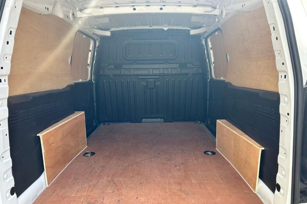 Hire a Vauxhall Combo-e van
