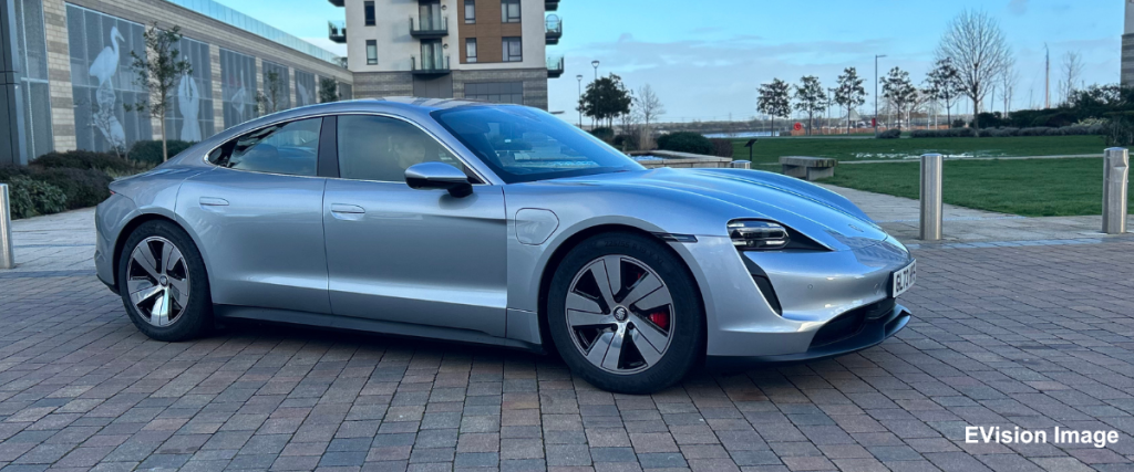 Porsche Taycan (2)
