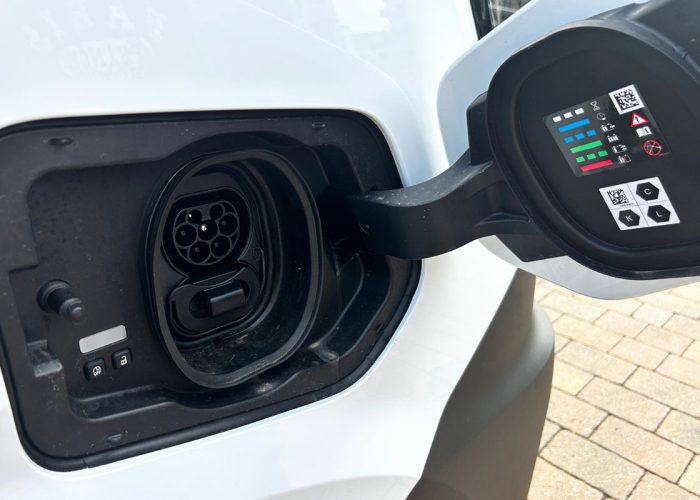 Renault Master e-Tech electric van for hire