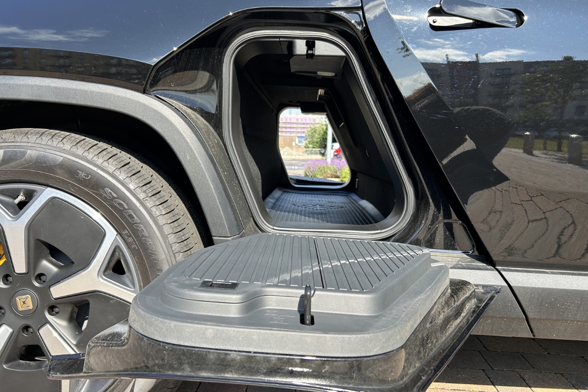 Rivian R1T for Hire (2) Hire a Rivian R1T from EVision Electric Vehicles