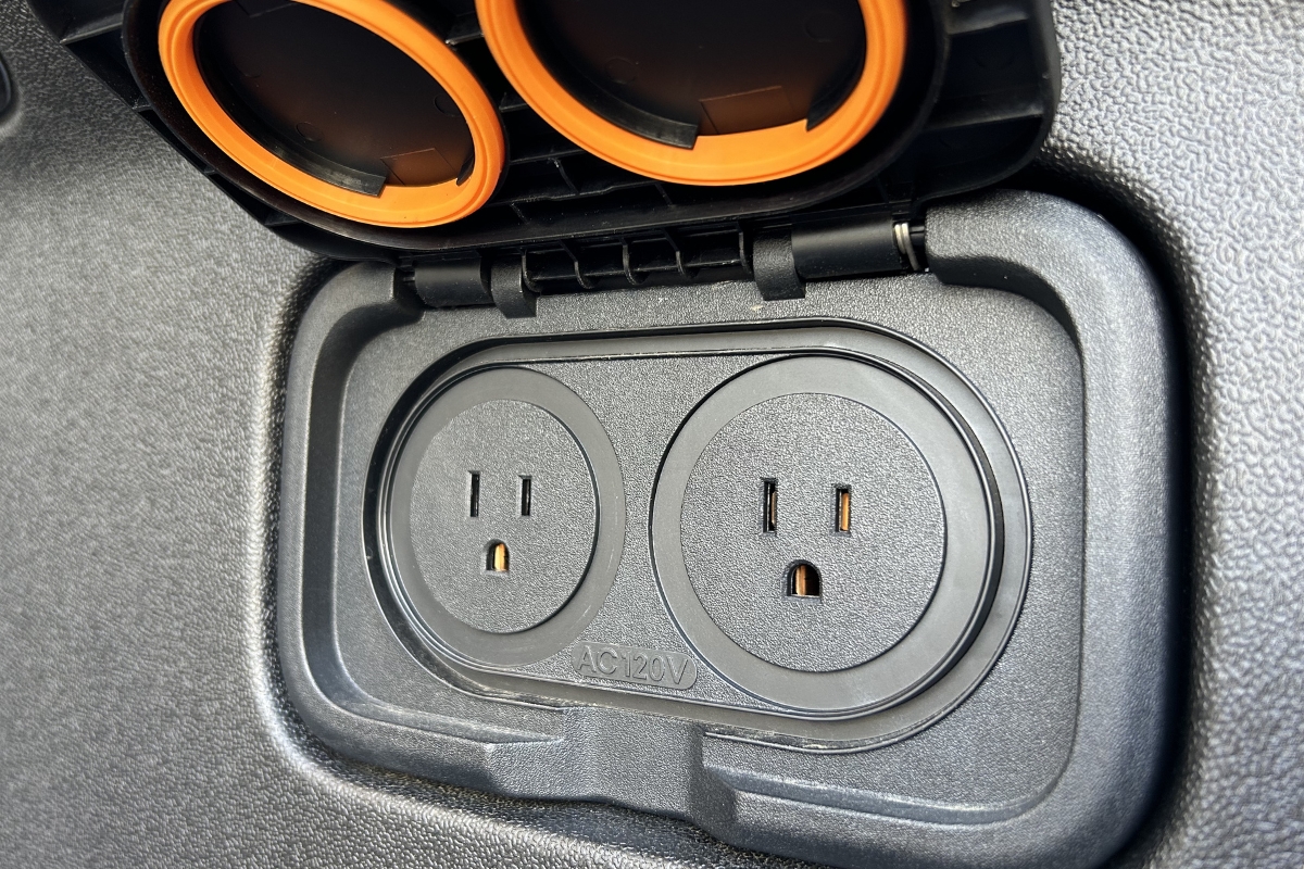 Rivian R1T for Hire (4) Hire a Rivian R1T from EVision Electric Vehicles
