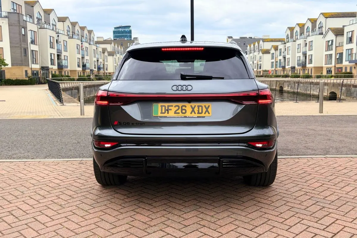 Audi SQ6 e-tron hire from EVision (3) Audi SQ6 e-tron hire from EVision