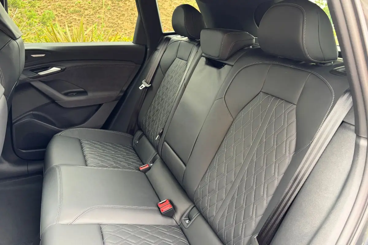 Audi SQ6 e-tron hire from EVision (9) Audi SQ6 e-tron hire from EVision