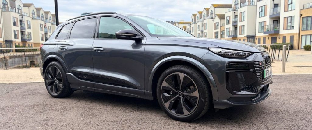 Hire an Audi SQ6 e-tron