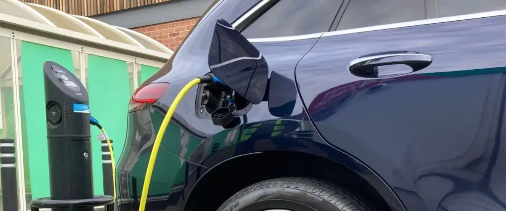 Rising Fuel Prices Could an Electric Vehicle Save You Money