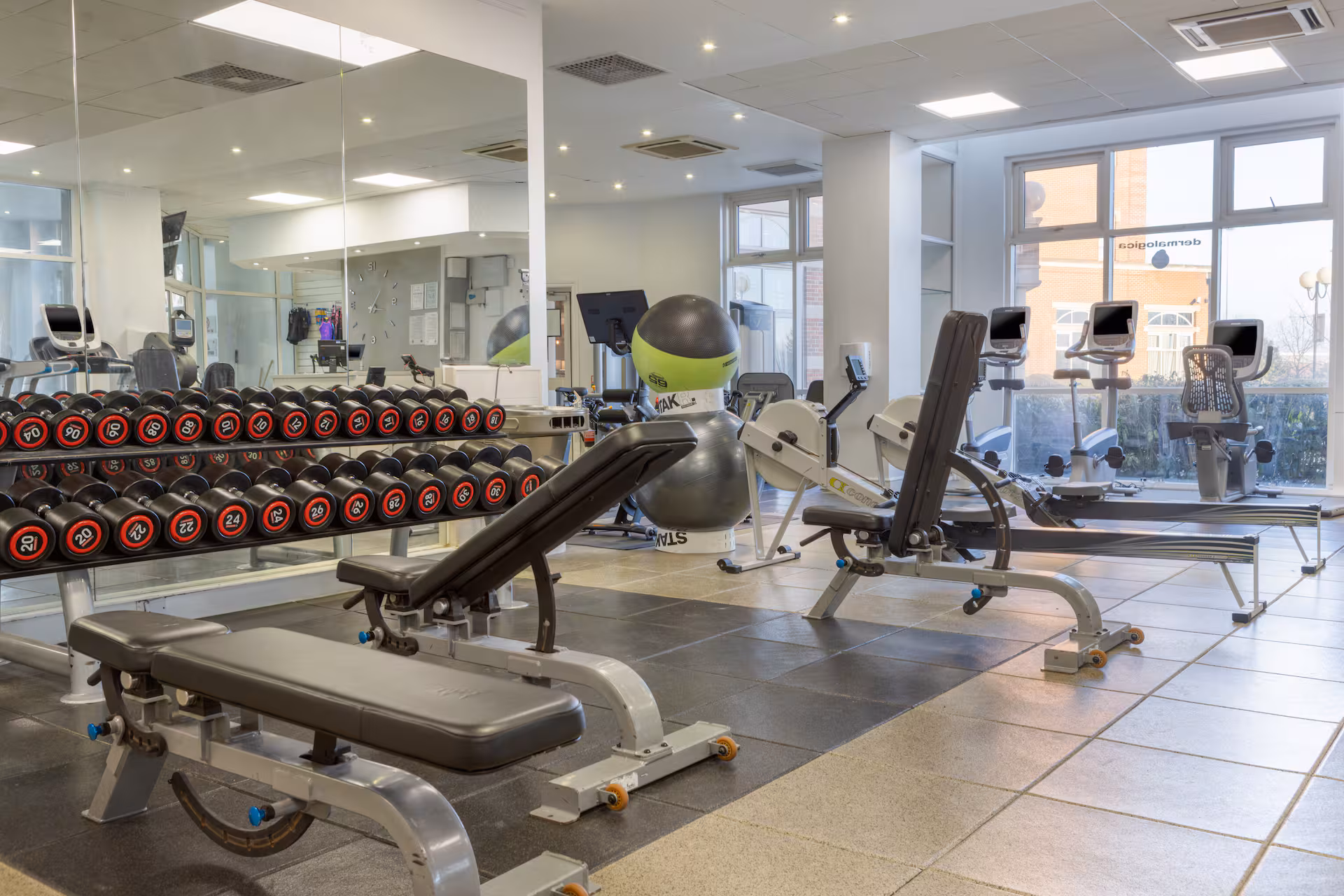 DoubleTree by Dartford Bridge Hotel Gym