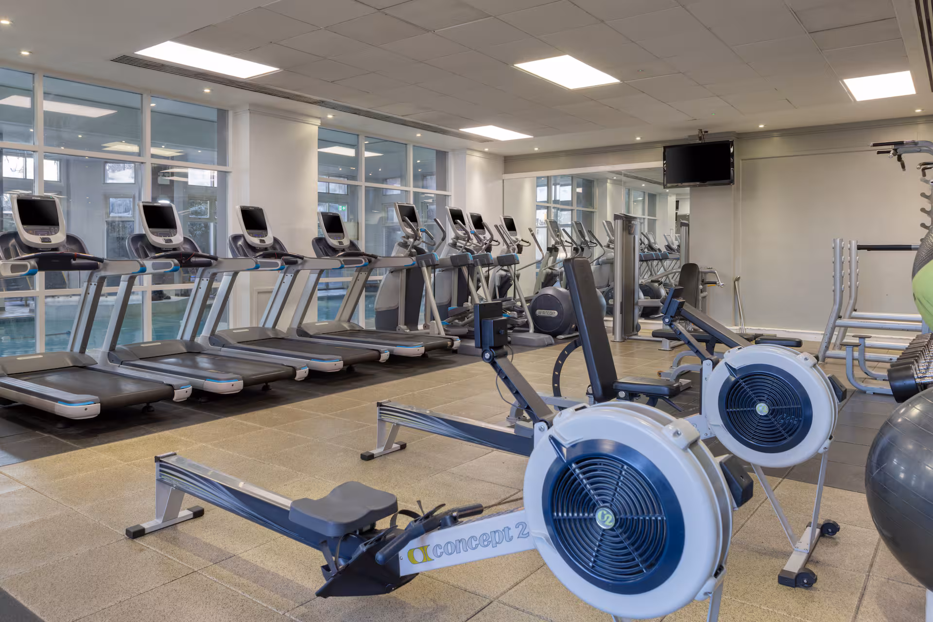 DoubleTree by Dartford Bridge Hotel Gym